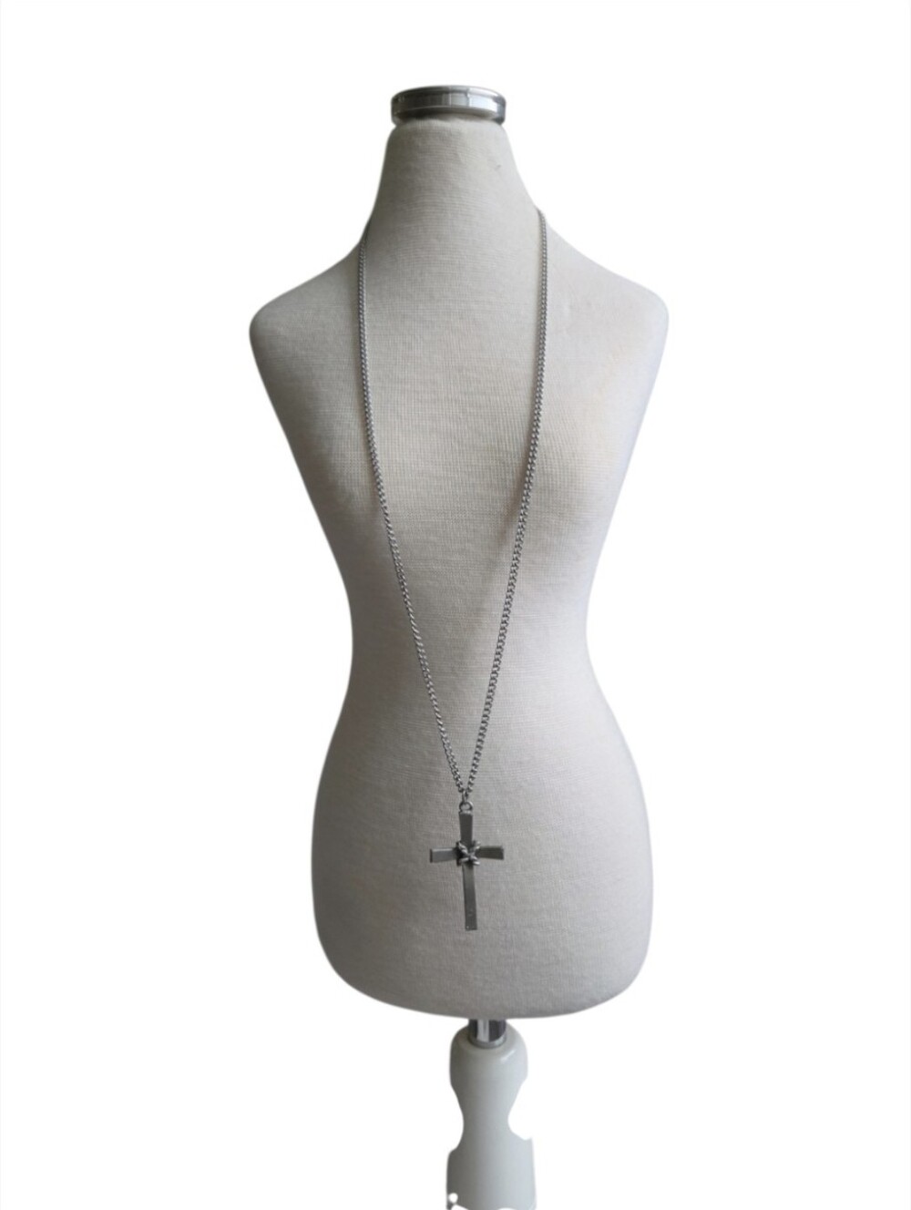 Vintage Pewter Rustic Metal Cross Pendant Necklace Center Wrapped Rope 26"